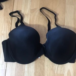 NWOT 40DD Black Underwire Bra